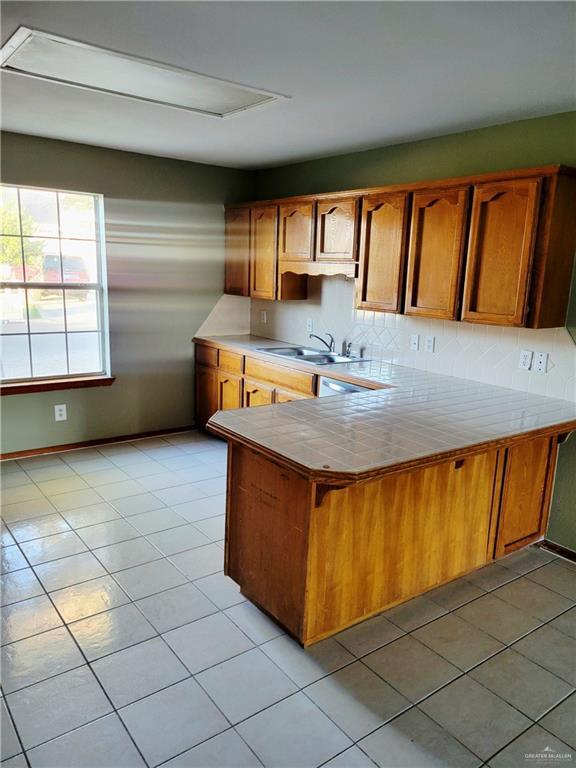 Photo - 16 Fairway Dr