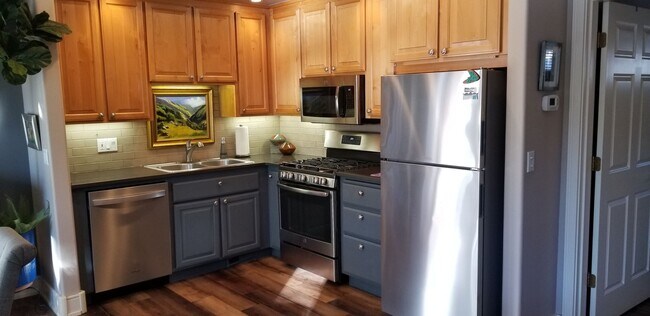 Photo - 61875 AB Unit A