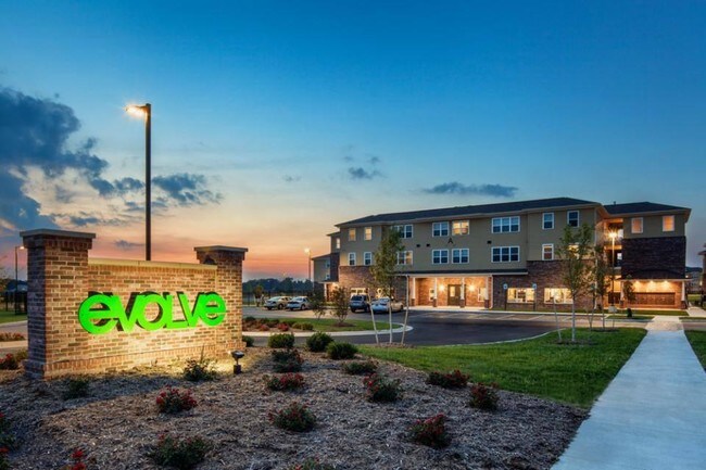 Apartments For Rent Near Grand Valley State University Allendale Photo Evolve Allendale