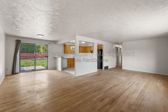 Photo - 9717 N Stevens St