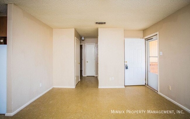 Photo - 631 S Crosby St