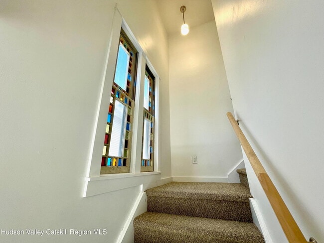 Photo - 97 W Bridge St