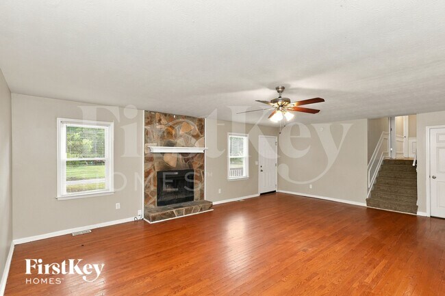 195 Freestone Dr