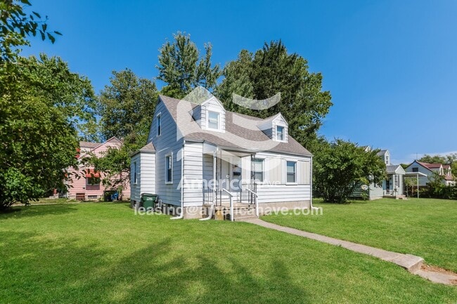 Photo - 4723 Genesee Ave