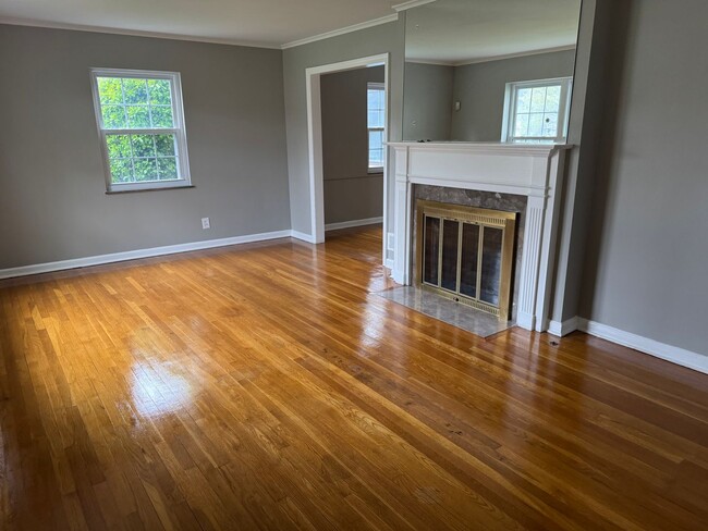 Photo - 3 Bedroom 1.5 bathroom Single Family Home, Upper Arlington Schools