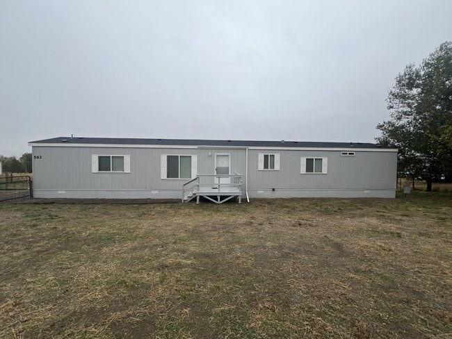 Building Photo - 582 Brent Dr