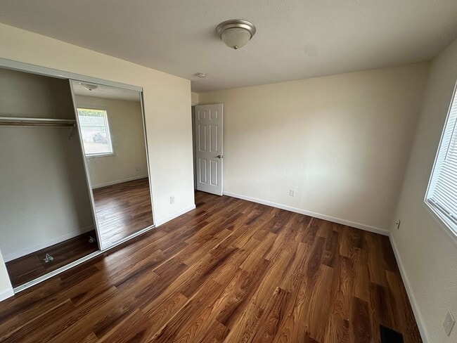 Photo - 1310 Sprague St NW