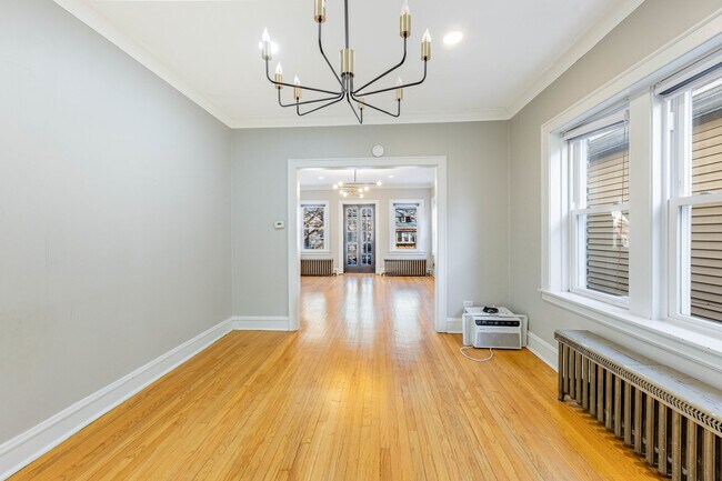 Photo - 2230 N Mulligan Ave