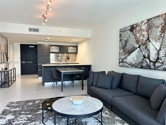 Building Photo - 200 Biscayne Blvd Way Unit 3610