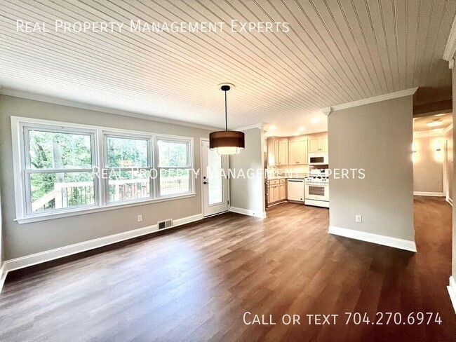 Photo - 310 Walnut Ave