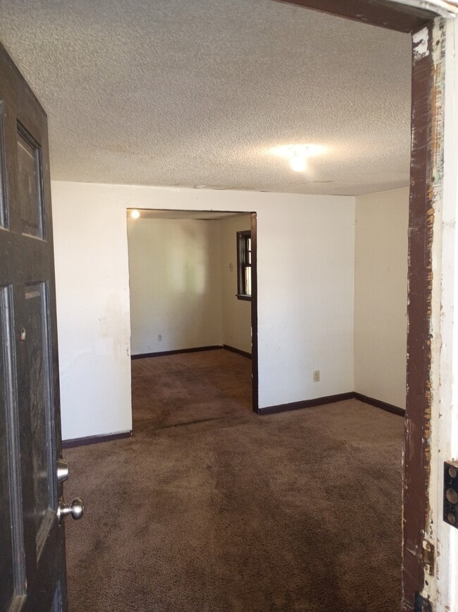 Photo - 304 Wells Ave