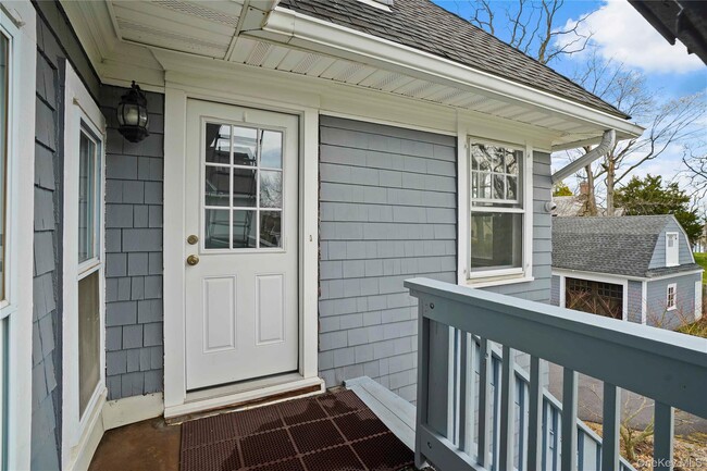 Photo - 9 Ridgeview Ave