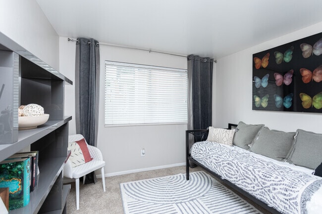 2BR, 2BA - 980SF - Second Bedroom - 47Seventy Settlers Point