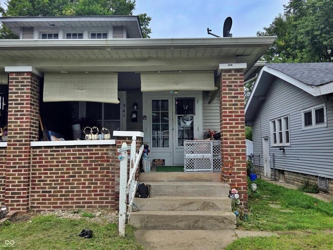 Photo - 942 N Bradley Ave