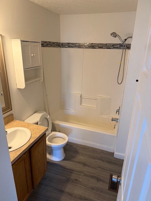 Photo - 1700 South St