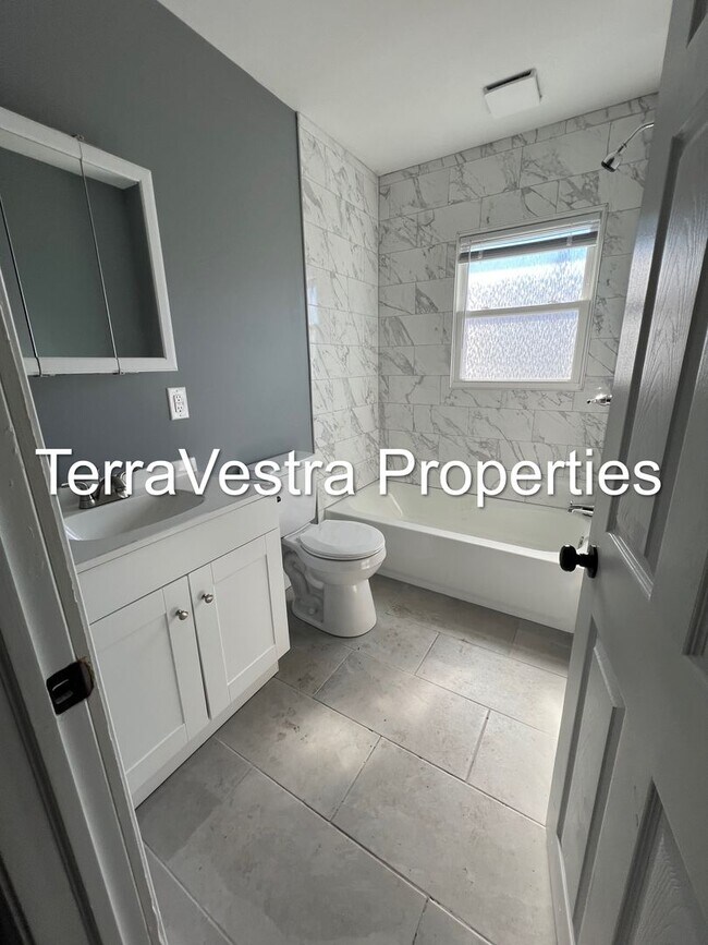 Photo - 3 Bed Single Family in Deepwater! Eligible for $500 Security Deposit.