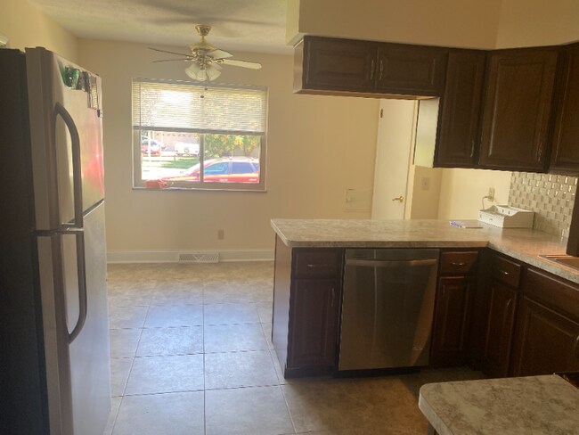 Photo - 13857 Whitney Rd