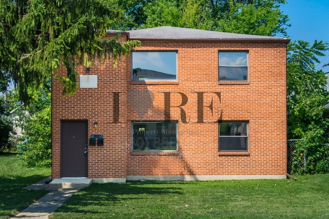 Building Photo - 87 Stevens Ave