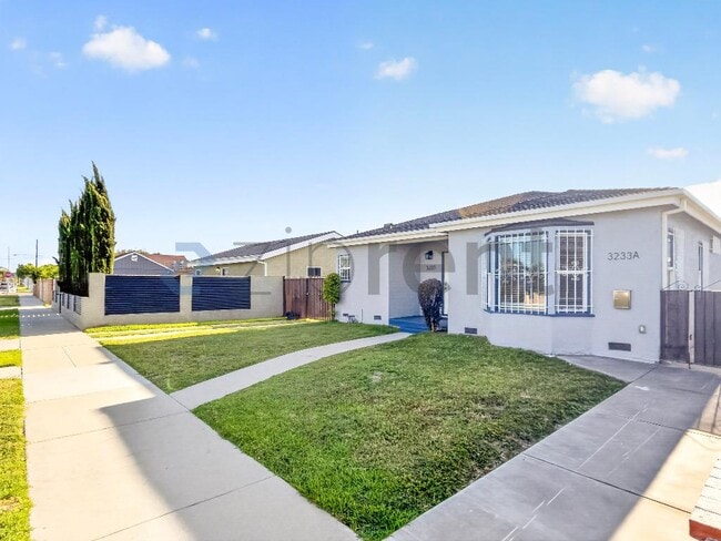 Photo - 3233 Easy Ave