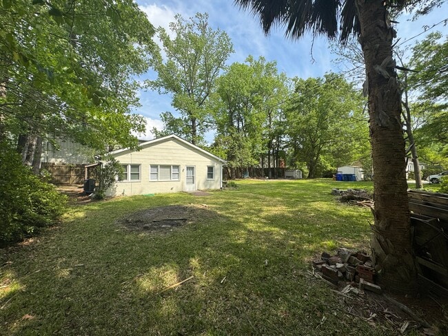 Photo - 1834 Belgrade Ave