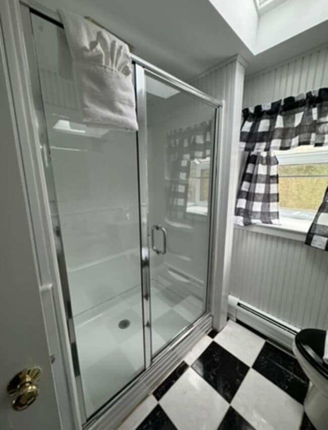 Building Photo - 10 Avery Ave