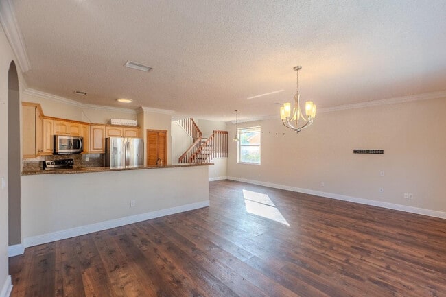 Photo - 19431 SW 2nd St