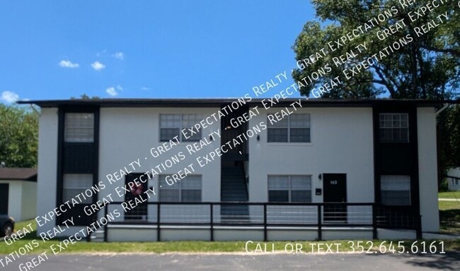 Building Photo - 137 SE 13th Ave Rental