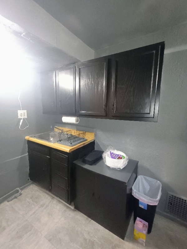 Photo - 9 Nutt Ave Unit 4