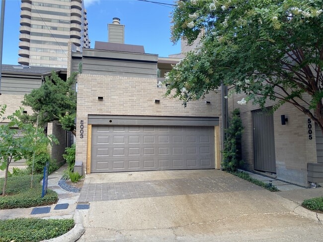 Photo - 5003 Yoakum Blvd