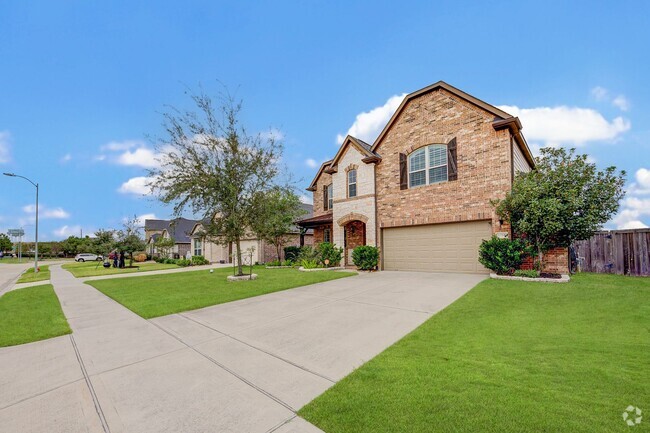 Building Photo - Charming 4-Bedroom Home in Top-Rated Lamar...