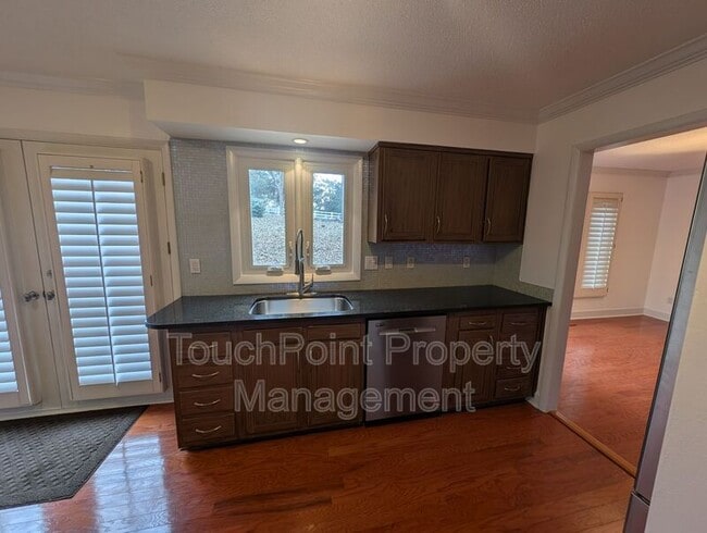 Photo - 3023 Shallowood Ln