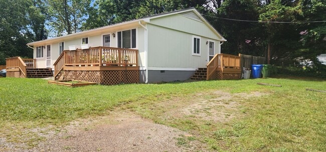 Building Photo - 17 Unaka Ave Unit A