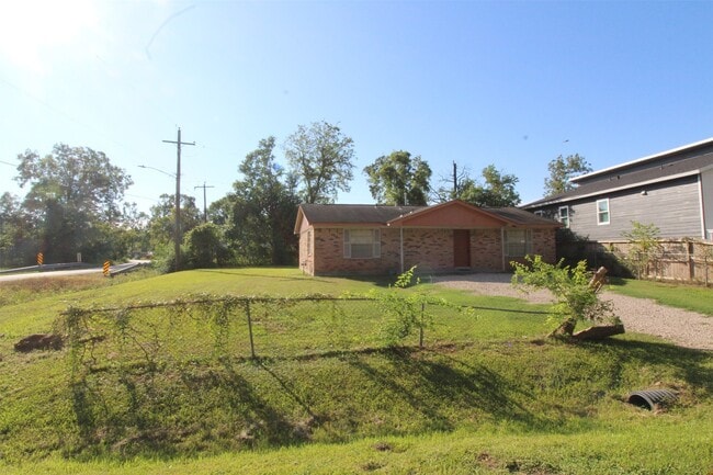 Photo - 5942 Glen Grove St