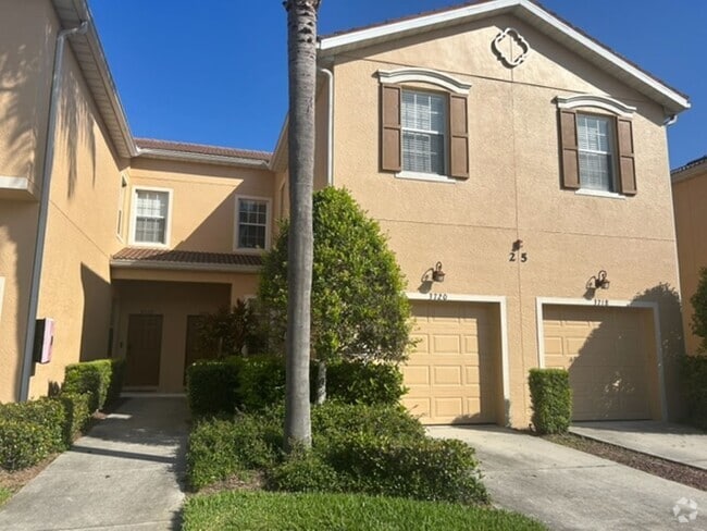 Building Photo - 3 2.5 - TOWNHOUSE IN PARKRIDGE - CLOSE TO ...