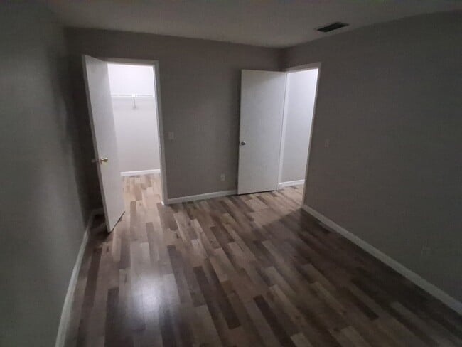 Photo - 1409 Lake Ave