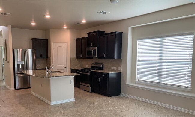 Photo - 7216 Vail Ridge St