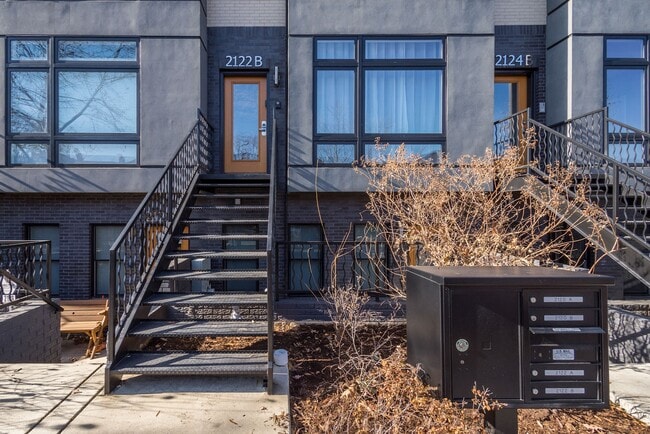 Photo - 2122 3rd St NE