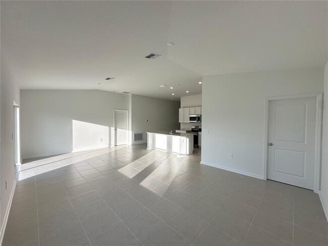 Photo - 1456 Loxley Trl