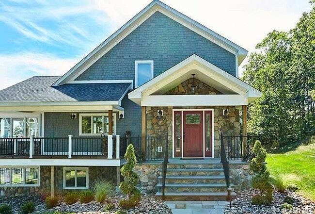 Photo - 21 Contentment Ln