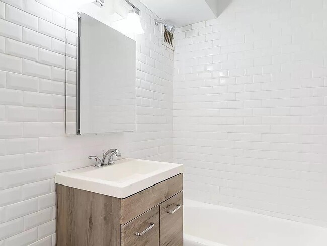 Photo - 2640 Marion Ave