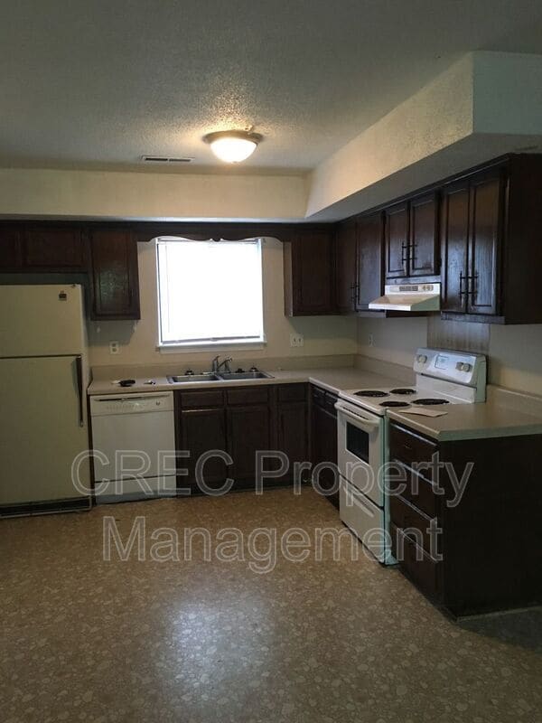 Photo - 603 Piedmont Ln