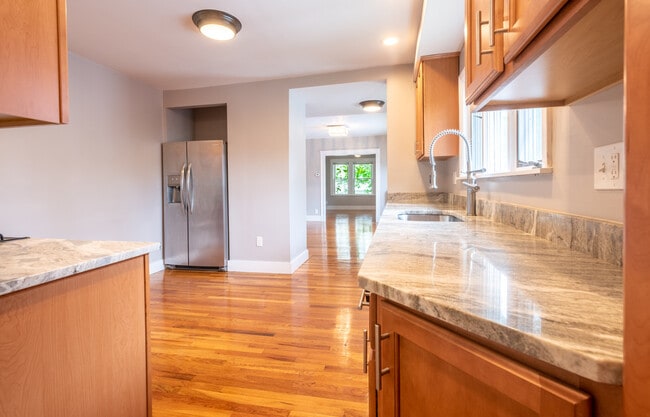 32 Frank St Unit 0