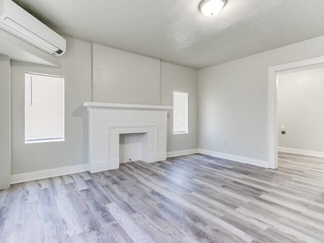 Photo - 1820 NW 11th St Unidad 1