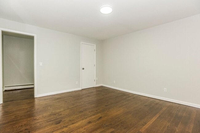 Photo - 140 Nash St Unit 1