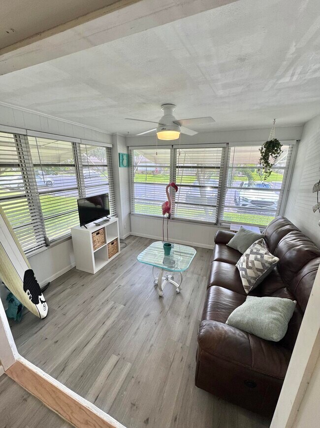Photo - 1342 High Point Way SE Unit D