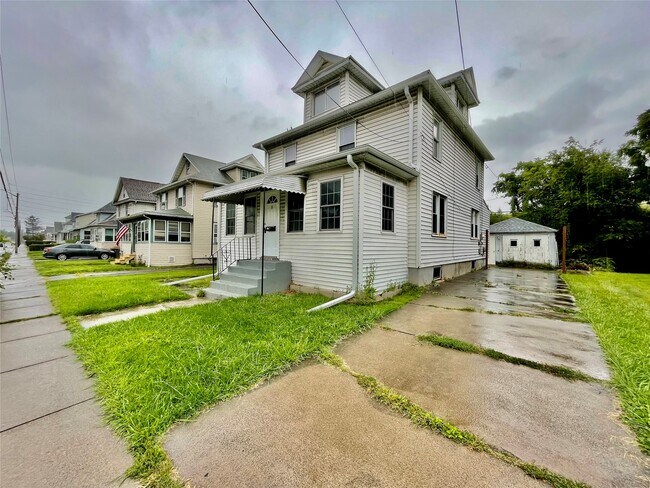 Photo - 31 Brown St