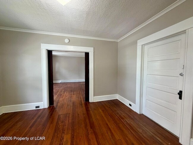 Photo - 715 Alder St Unit 1