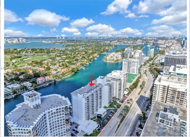 Photo - 5700 Collins Ave Unidad 3H