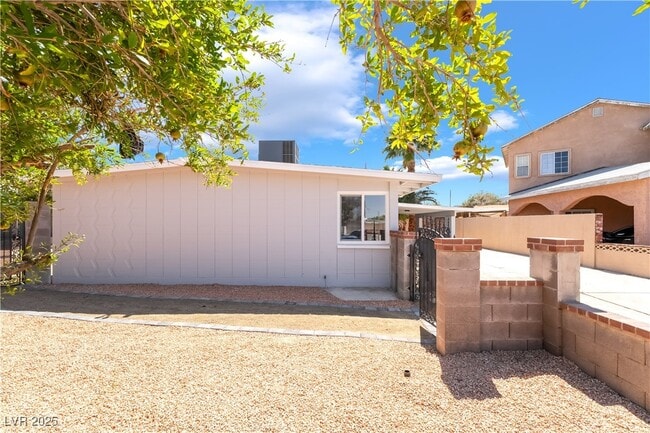 Photo - 2749 Del Mar Pl