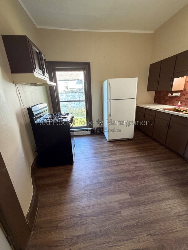 408 N Jackson St Unit 3